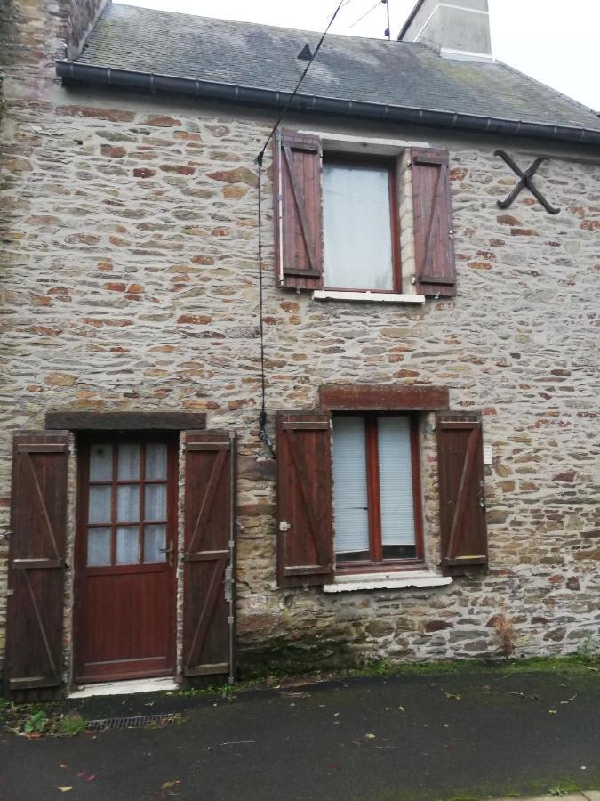 Le Gite De La Maison Rouge Anctoville Экстерьер фото